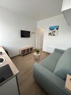 Studio avec jardinet - Chasseneuil-du-Poitou - 0