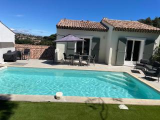 Villa Sainte Maxime 8 personnes piscine privée et proche de la mer - Sainte-Maxime - 0