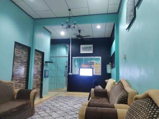 Homestay Budget Dungun - Dungun - 9