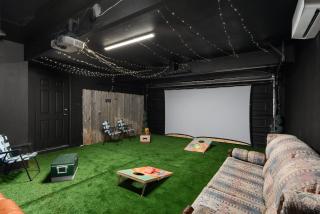 Pool Getaway Movie Room Games Yard Bbq Pets - Round Rock - 8