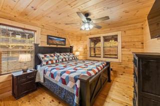 Beary Cottage Hot Tub Grill Arcade Games - Pigeon Forge - 8