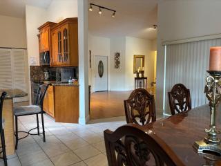 Spacious Comfortable 4 BR 2 BH home and large pool - 1