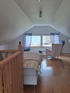 Villa Lakeside - - 2