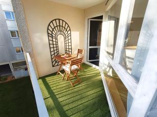 Appartement à 10 minutes à pied du centre ville avec parking privé et balcon - Caen - 2