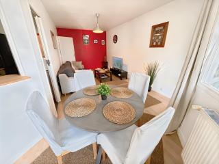Appartement à 10 minutes à pied du centre ville avec parking privé et balcon - 1