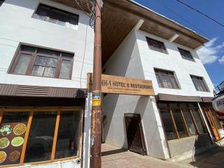 NH1 Hotel and Restaurant - Kargil - 4