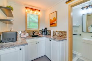 2 Mi to MSU Tiny Home with Furnished Deck! - Starkville - 3