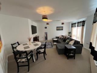 Tardis Townhouse - Spacious and Comfortable - Derby - 2