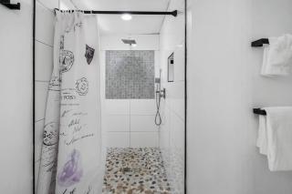 Charming 2 Bedroom Bungalow with wifi and AC in lovely Atlanta - Atlanta - 9