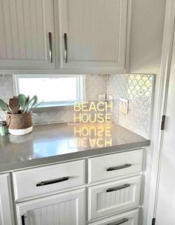 New Home! Crystal Beach Holiday Haven - Sleeps 10 - Bolivar Peninsula - 1