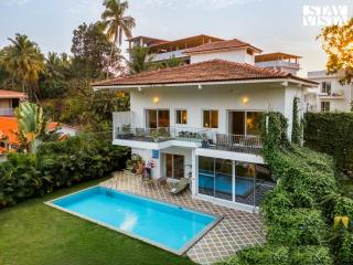StayVista at Villa Serenity with Private Pool, Wi-Fi - Mandrem - 0