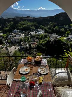 Guest House Salaria - Gjirokastër - 7