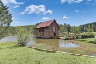 2 Docks and Paddleboard Lakefront Alabama Retreat! - Trussville - 0