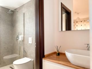 Family Hotel Haruni - 2