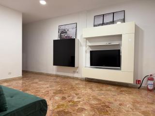 Citywise Isabella - Apartment near Bari Vecchia - Bari - 1