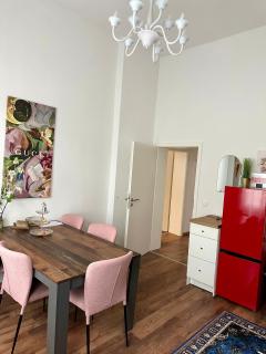 Premium-Apartment im Duisburger Süden, nähe Düsseldorf Flughafen & Messe, Komplett ausgestattetes Apartment mit modernen Altbau-Flair - Duisburgo - 9