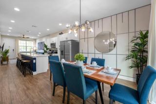 New Listing - Modern decoration 4 BR Townhouse - 7