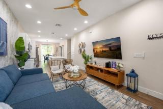 New Listing - Modern decoration 4 BR Townhouse - 2