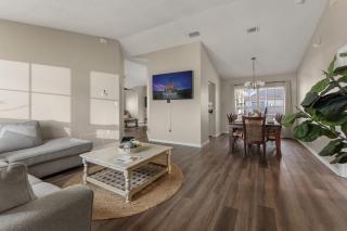 New Listing Pool and Game Room 4BR - 4
