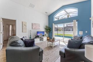 4 BR No carpet Just Remodeled Unit SR1205 - 1