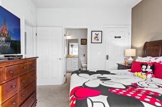 4BR Community pool across the street WL8989 - Kissimmee - 1