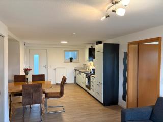 Idyllische Ferienwohnung in Stadtnähe - Petersberg - 7