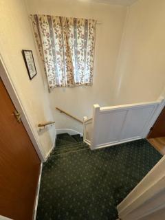 Vintage 3 Bedroom Detached House, with Large Garden and Private Parking - 4