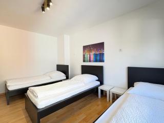 Meribu W18-20 Wohnung für Monteure und Arbeiter - Bottrop - 2