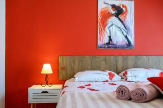 Red holiday - 4