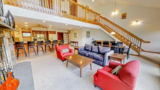 SH5 Luxurious Stone Hill Townhome - Carroll - 1