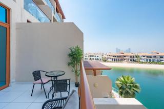 Deluxe Waterfront Unit in Heart Of Dubai Palm Jumeirah - 8