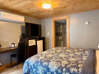 Mackenzie Motel & Cottages - 9