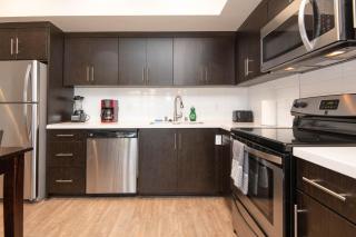 Large 2 bedroom 2 bath In Hollywood - Los Angeles - 4