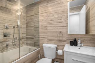 Spacious 3BR Family Haven in Lower Manhattan - New York - 6