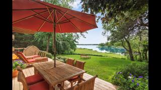 Waterfront Beach Cottage with Dock - 8