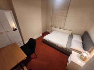 Home away from Home - Thornton Heath - 8