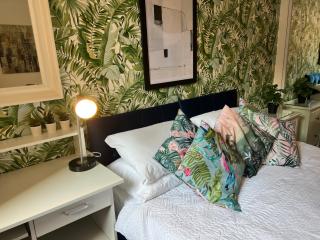 Tower Bridge King Bed En-suite with Parking and Balcony - Londra - 7