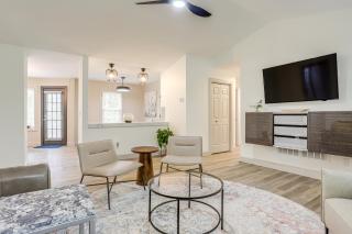 < 1 Mi to Main St & Amphitheater: Woodstock Home! - 5