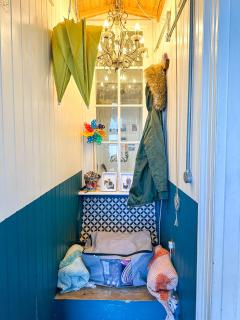 Seafront Serenity - Stylish Home for 5 - 5