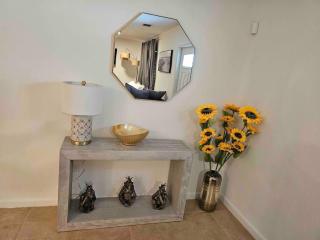 Centrally located Family-business Home - 3