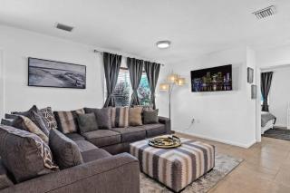 Centrally located Family-business Home - 1