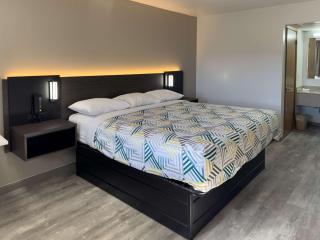 Motel 6-Dyersburg, TN - 5