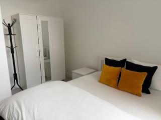 2 bedroom duplex - 4