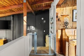 Modern 2 Bedrm Kids, Dog, Hot Tb, Game Room, 9 min Bass Lake - Oakhurst - 3