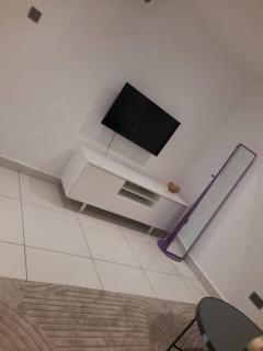 Afya's luxury 2 bed home - Accra - 7