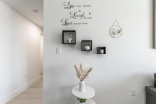 New Apt near the beach Airport restaurants mall - Hallandale Beach - 1