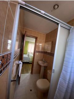Habitación con baño compartido - Cuenca - 3