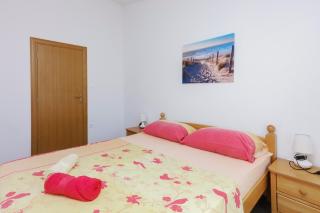 Apartments with parking space Grebastica, Sibenik - 24046 - Šibenik - 7