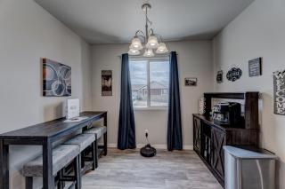 5BR Home With A View Game Room - 2