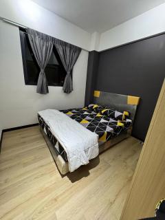 F and M Homestay - 1